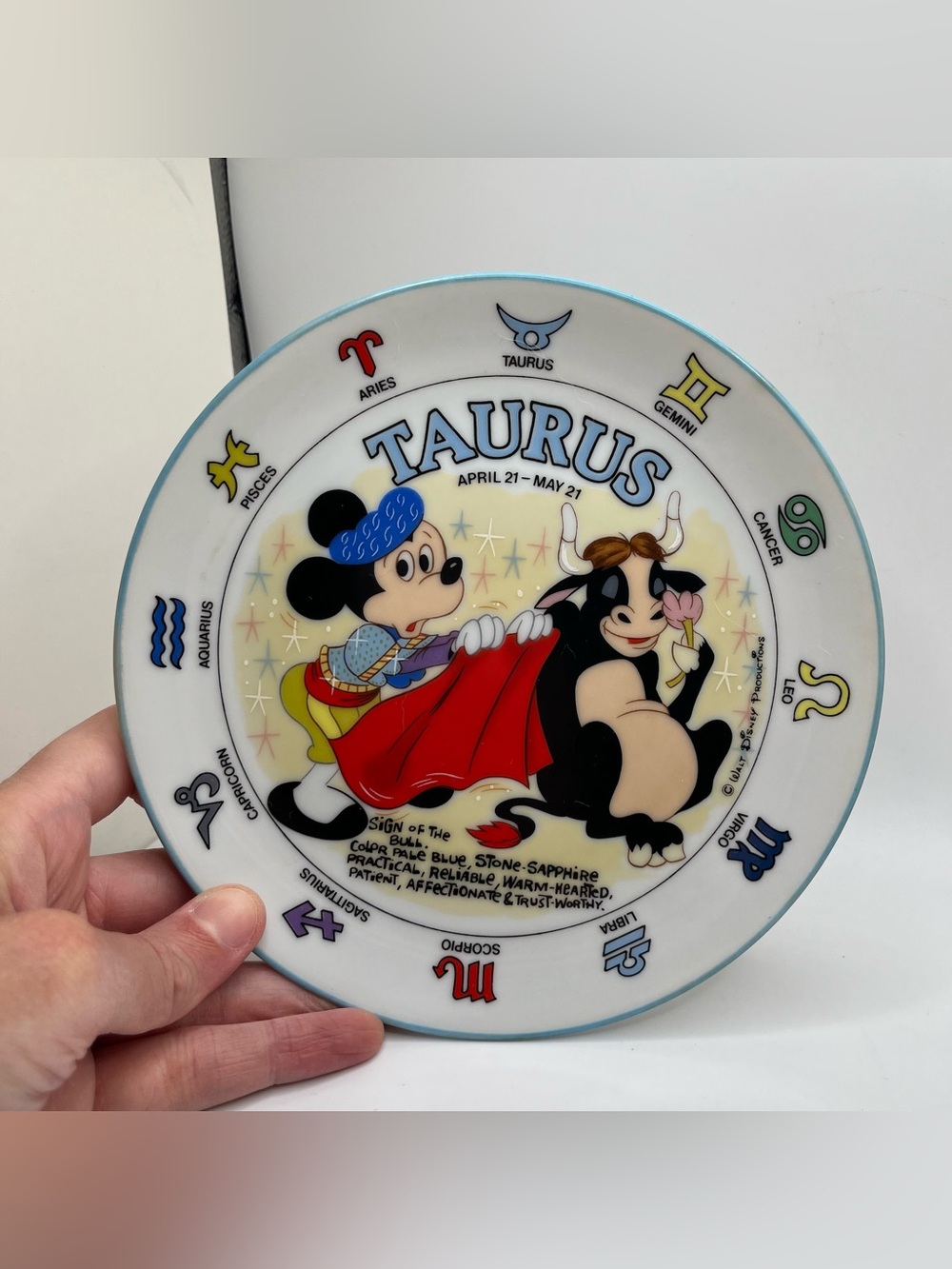 Vintage Schmid Disney Mickey Mouse Taurus Signs Of The Zodiac 6.75" Plate Series